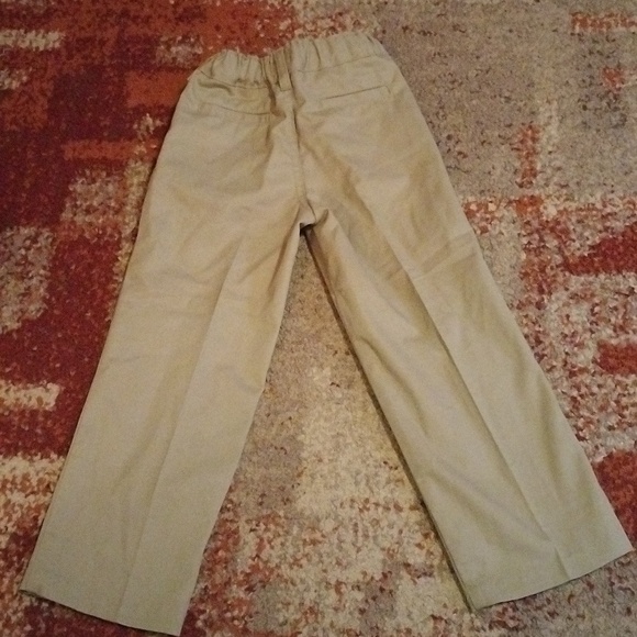 Kids size 5 uniform polos and pants - Picture 3 of 10